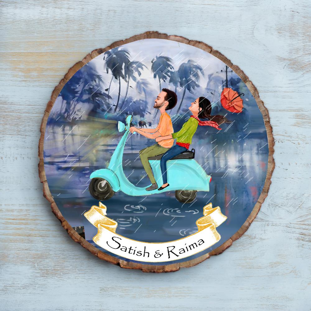 Handpainted Personalized Illustration Bark Nameplate - Couple in Rain - rangreli