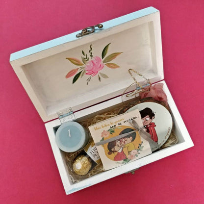 Rakhi Goodies Box - Style 3 - rangreli