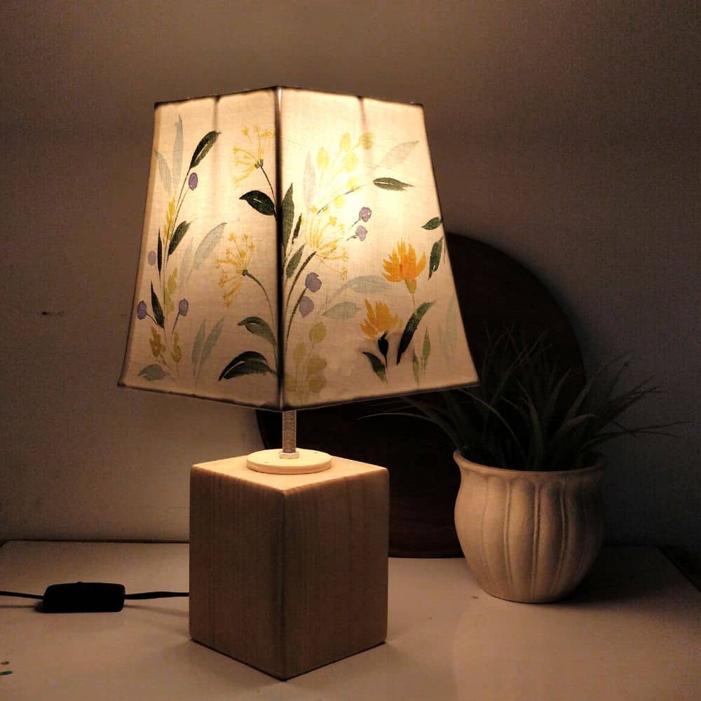 Empire Table Lamp - Yarrow Lamp Shade - rangreli