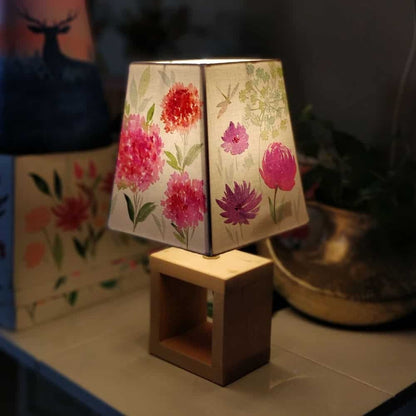 Empire Table Lamp - Hydrangea Floral Lamp Shade 3099 - rangreli