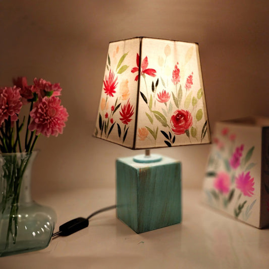 Empire Table Lamp - Floral Bloom Lamp Shade - rangreli