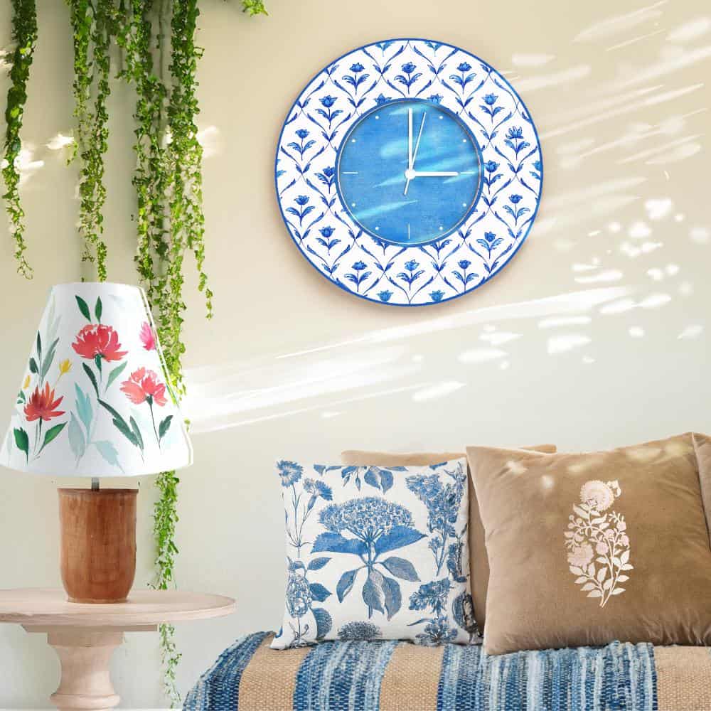 Patterns Wall Clock Blue Roses - rangreli