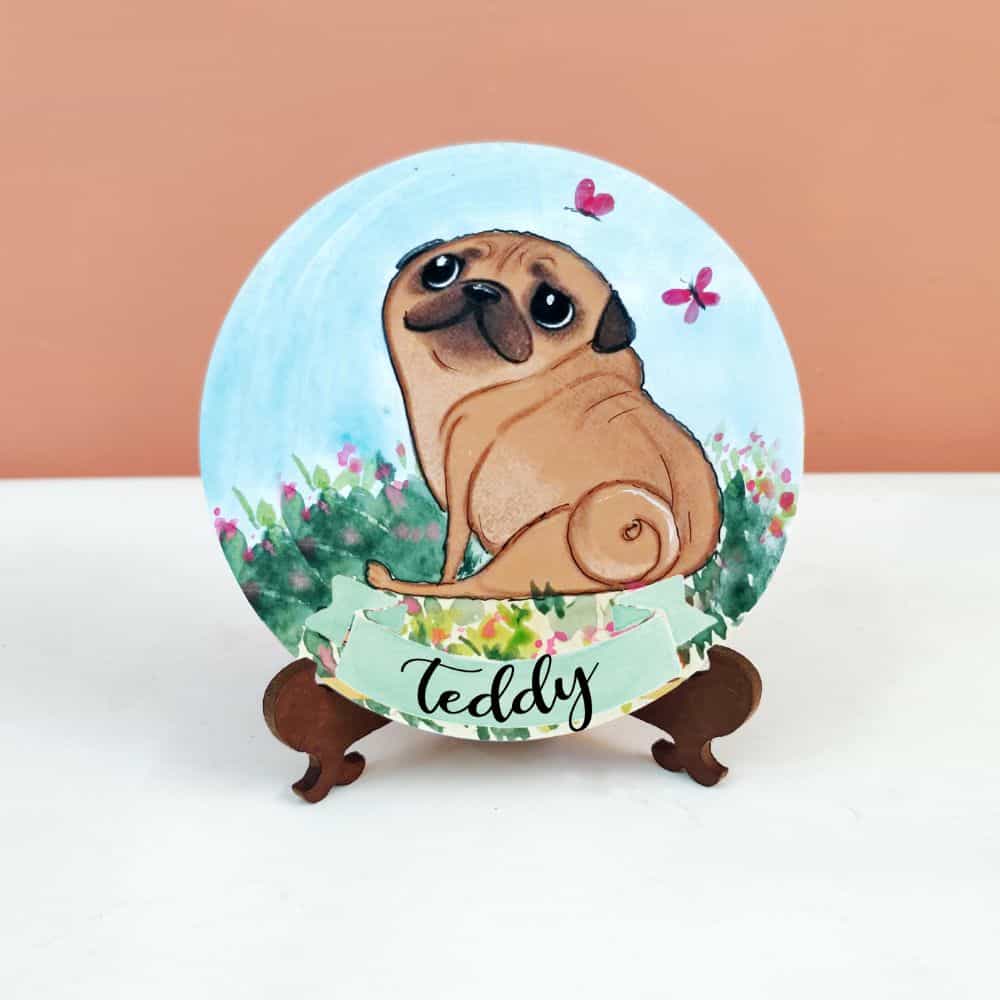 Handpainted Character Table Art - Pug - rangreli