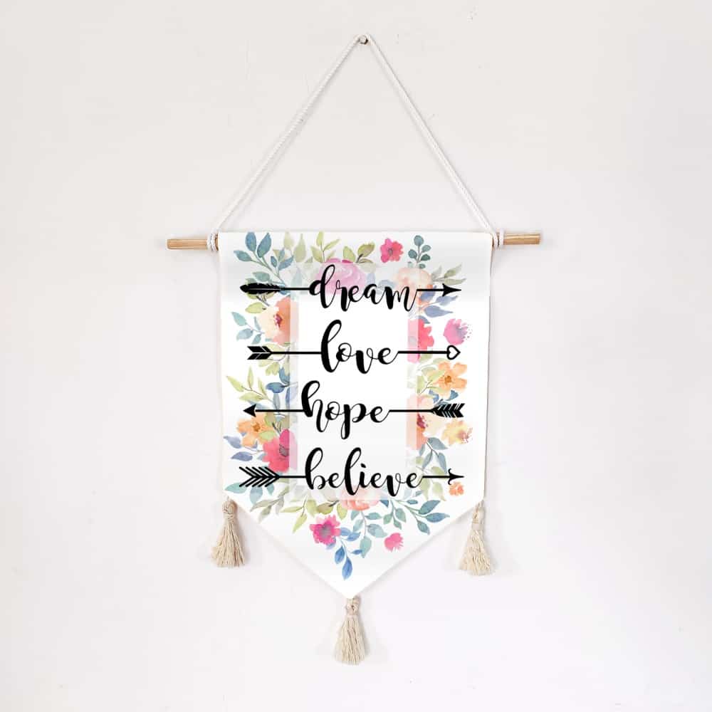 Wall Decor - Tapestry - Dream Love Hope Believe - rangreli